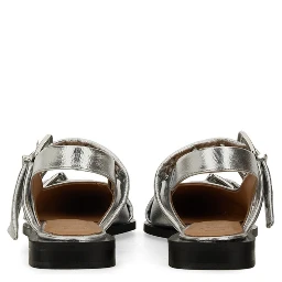 BALLERINA WITH BUCKLE