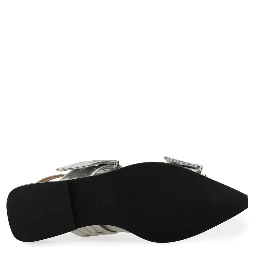 BALLERINA WITH BUCKLE