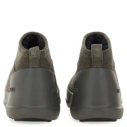 حذاء "القمر"