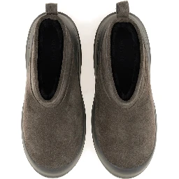 حذاء "القمر"