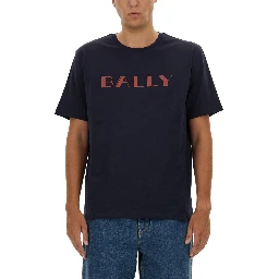 T-SHIRT WITH LOGO