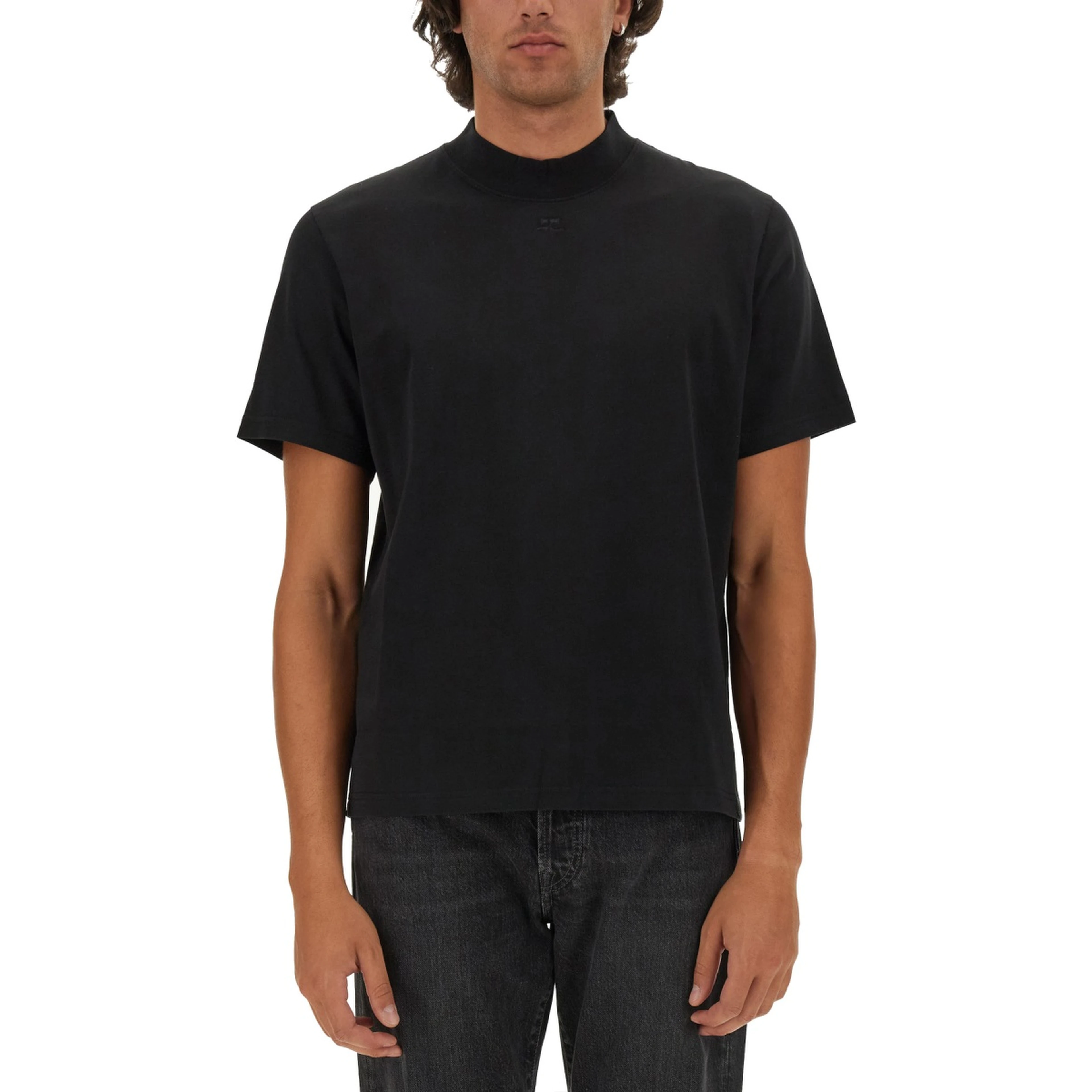 T-SHIRT WITH LOGO