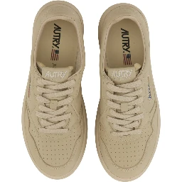 "MEDALIST LOW" SNEAKER