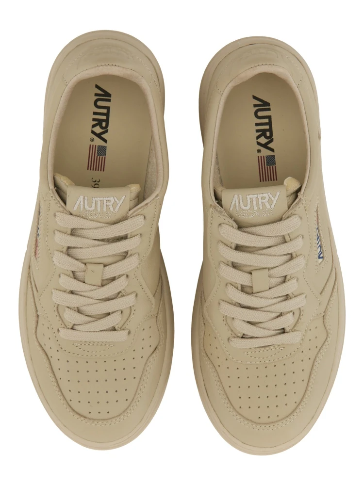 "MEDALIST LOW" SNEAKER alternative