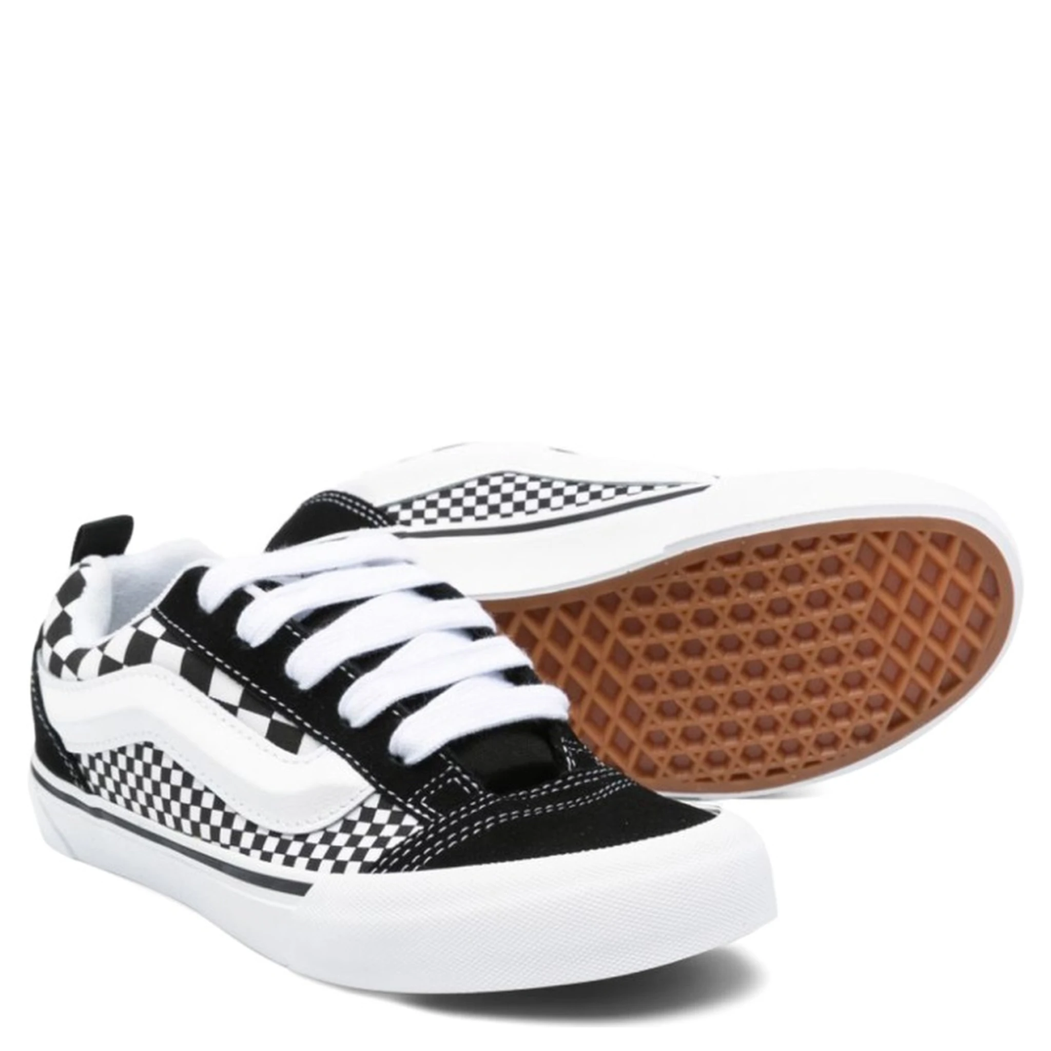 KNU SCHOOL SNEAKER