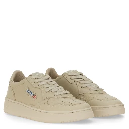 "MEDALIST LOW" SNEAKER