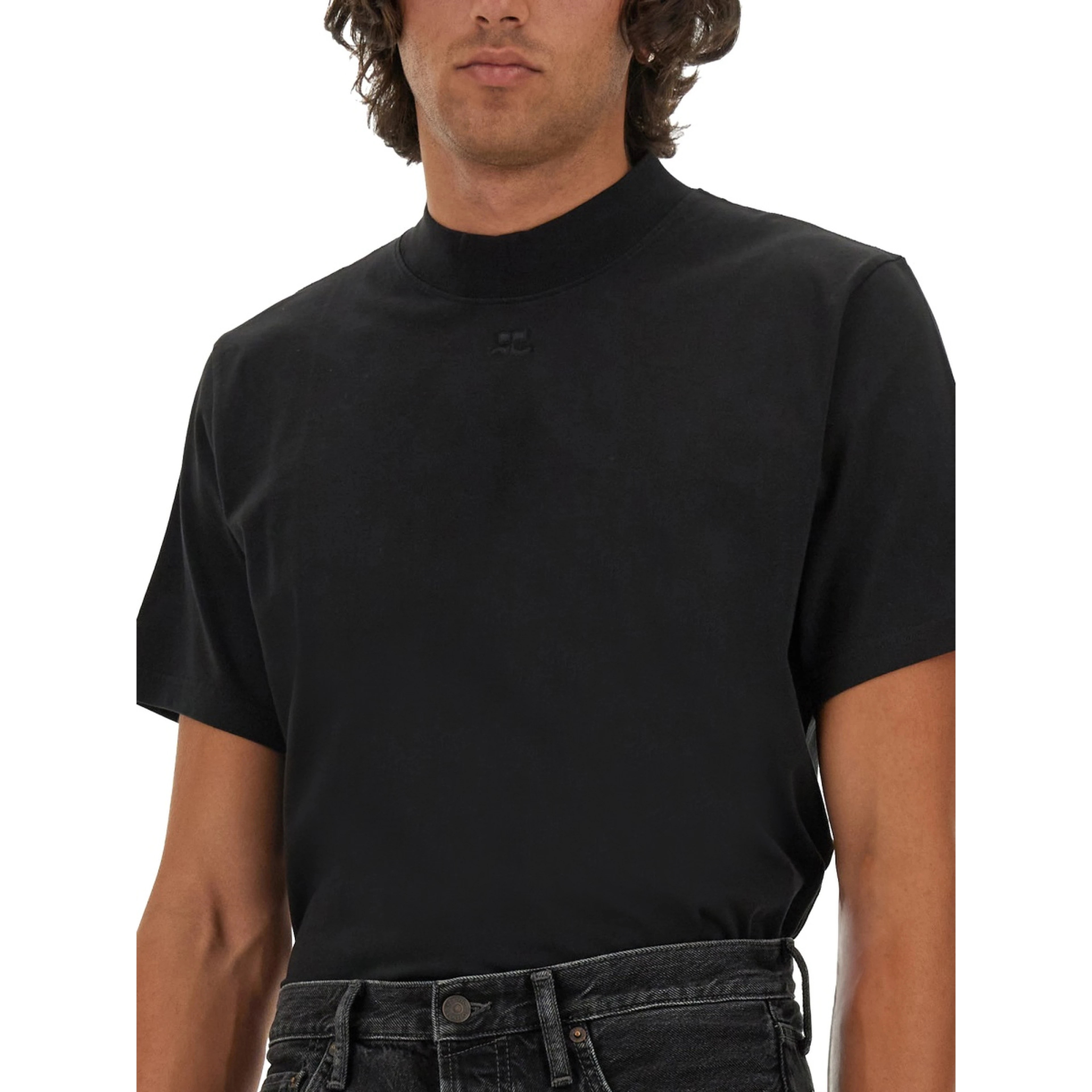 T-SHIRT WITH LOGO