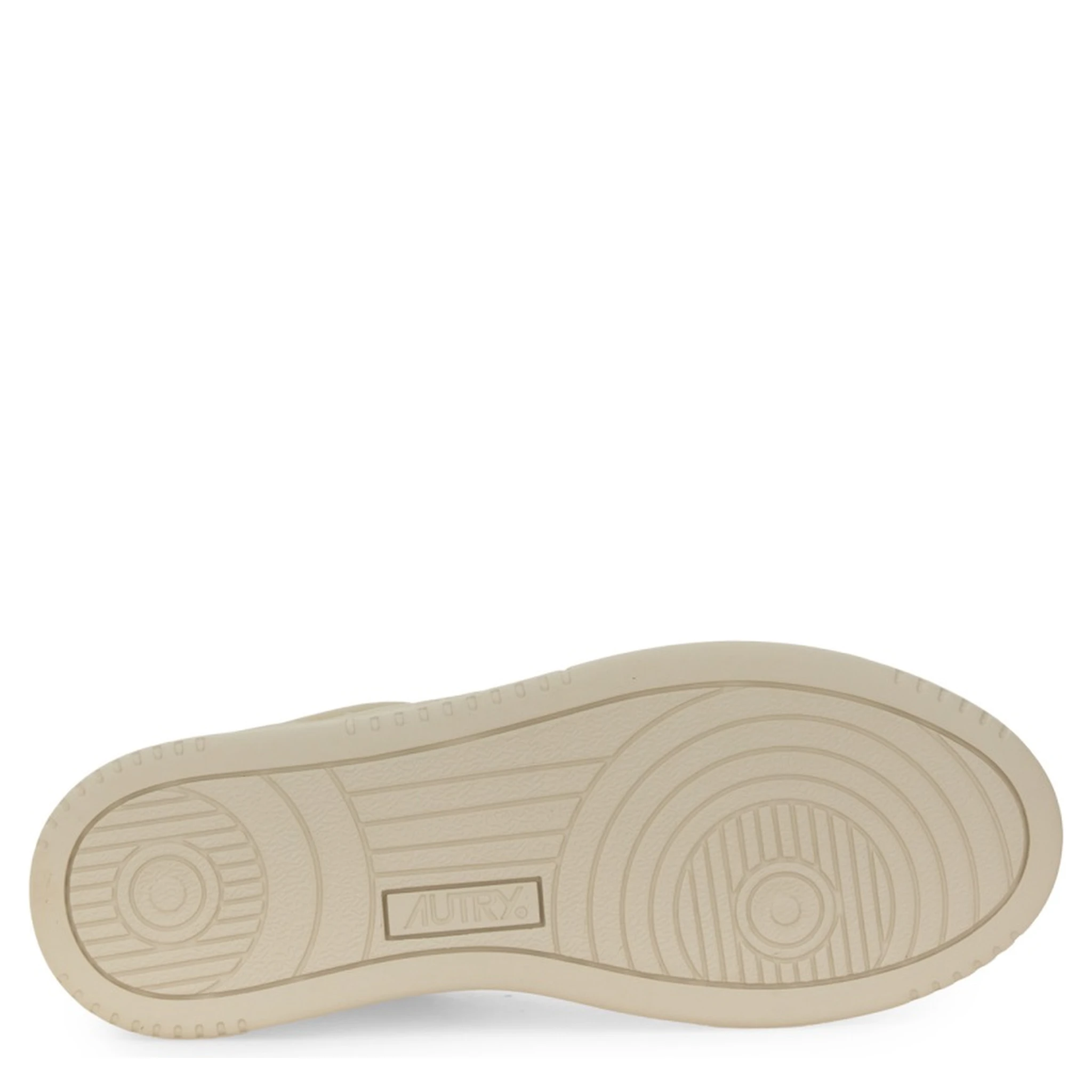 "MEDALIST LOW" SNEAKER