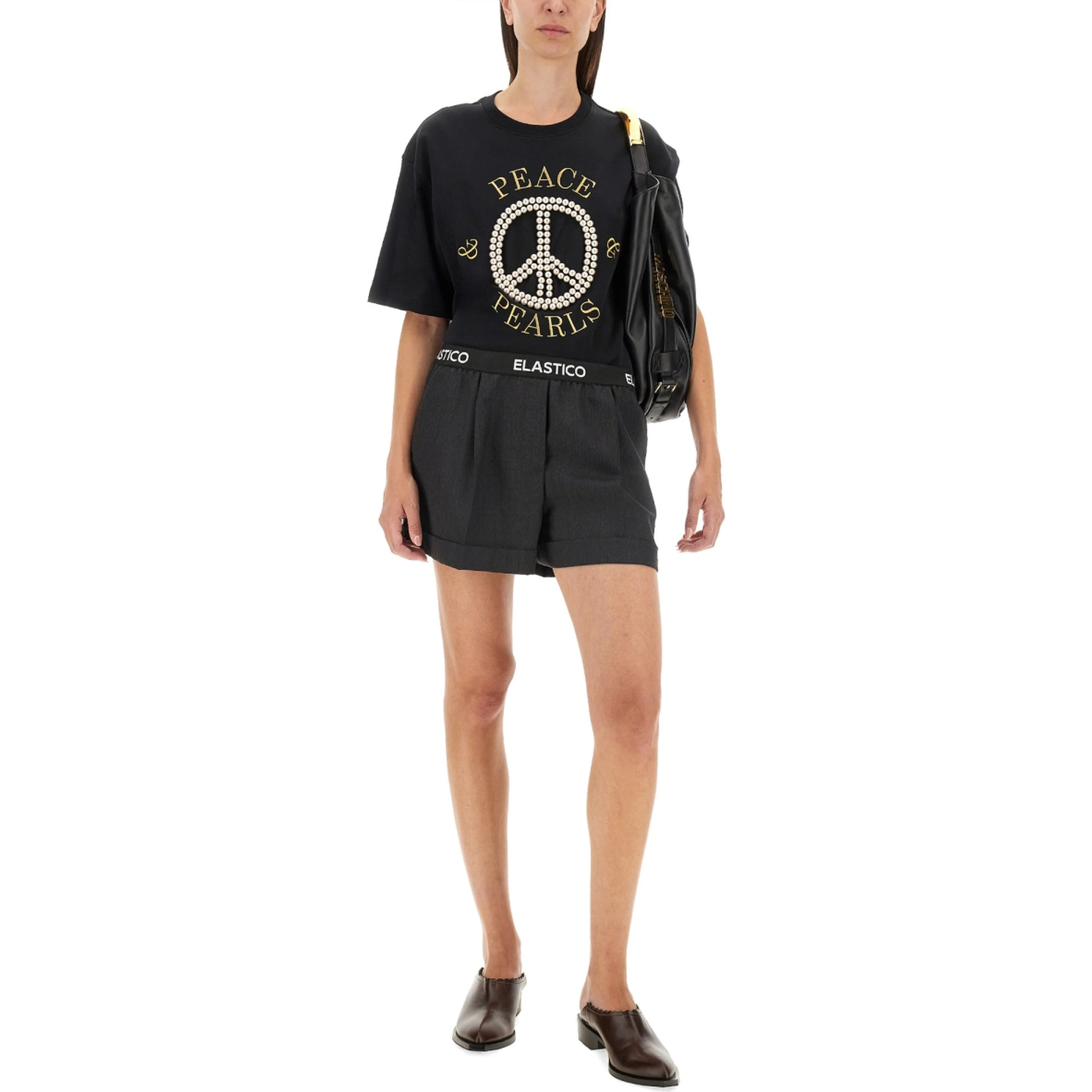 T-SHIRT WITH LOGO
