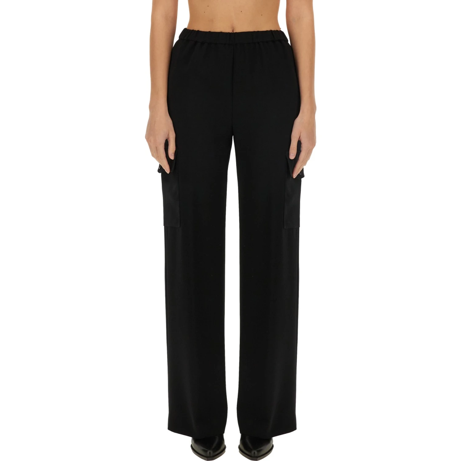 pants with pockets