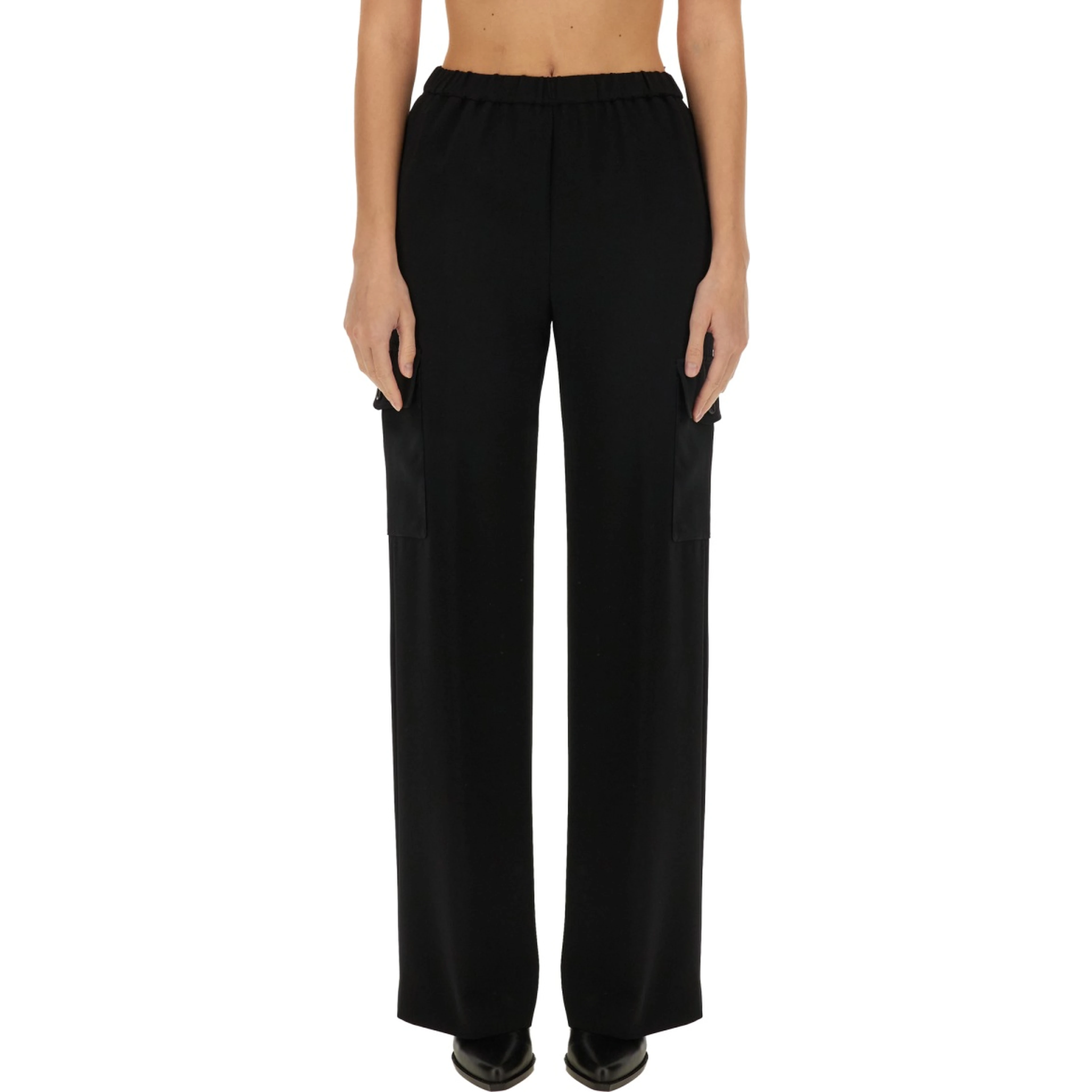 pants with pockets