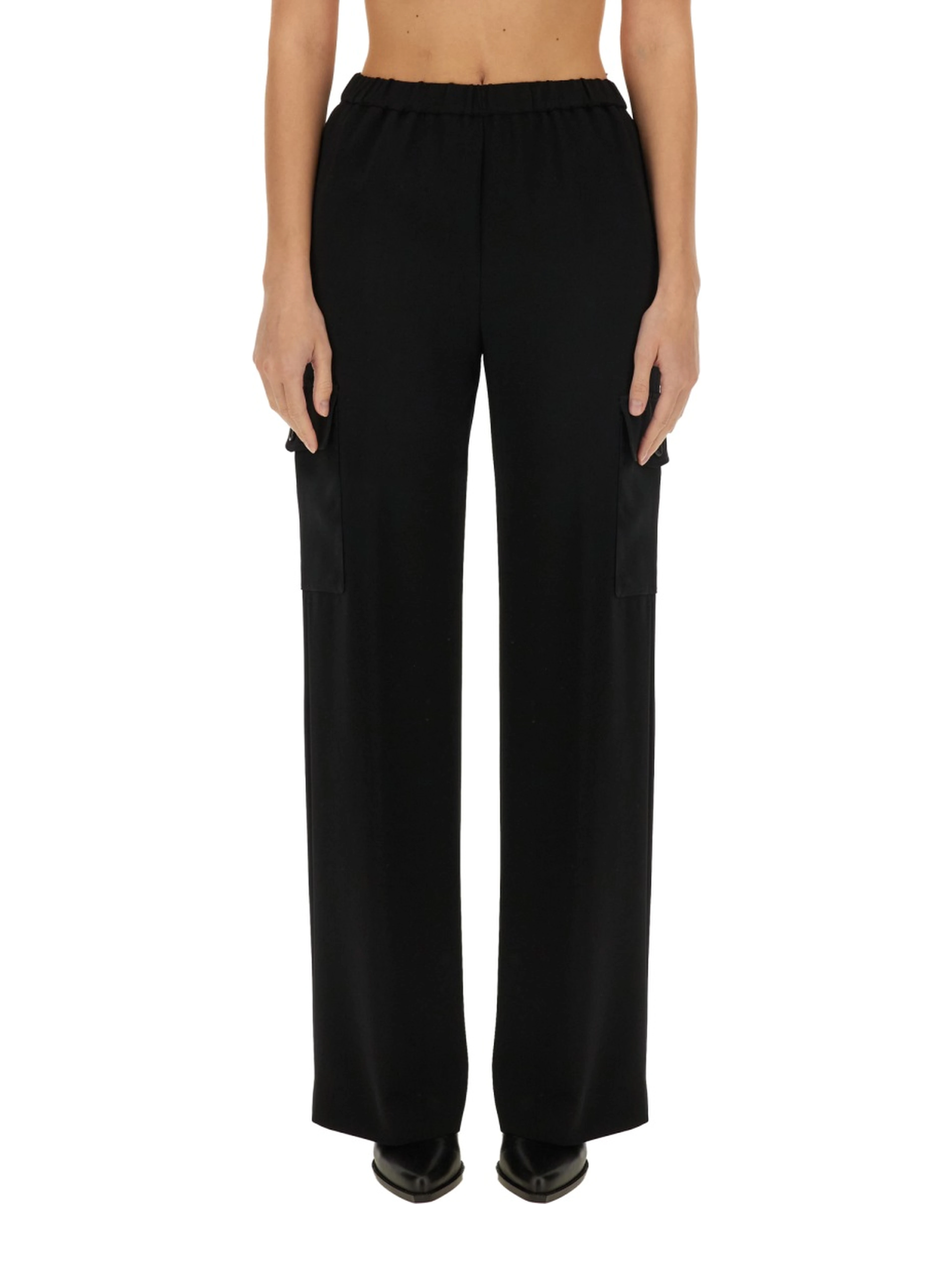 pants with pockets