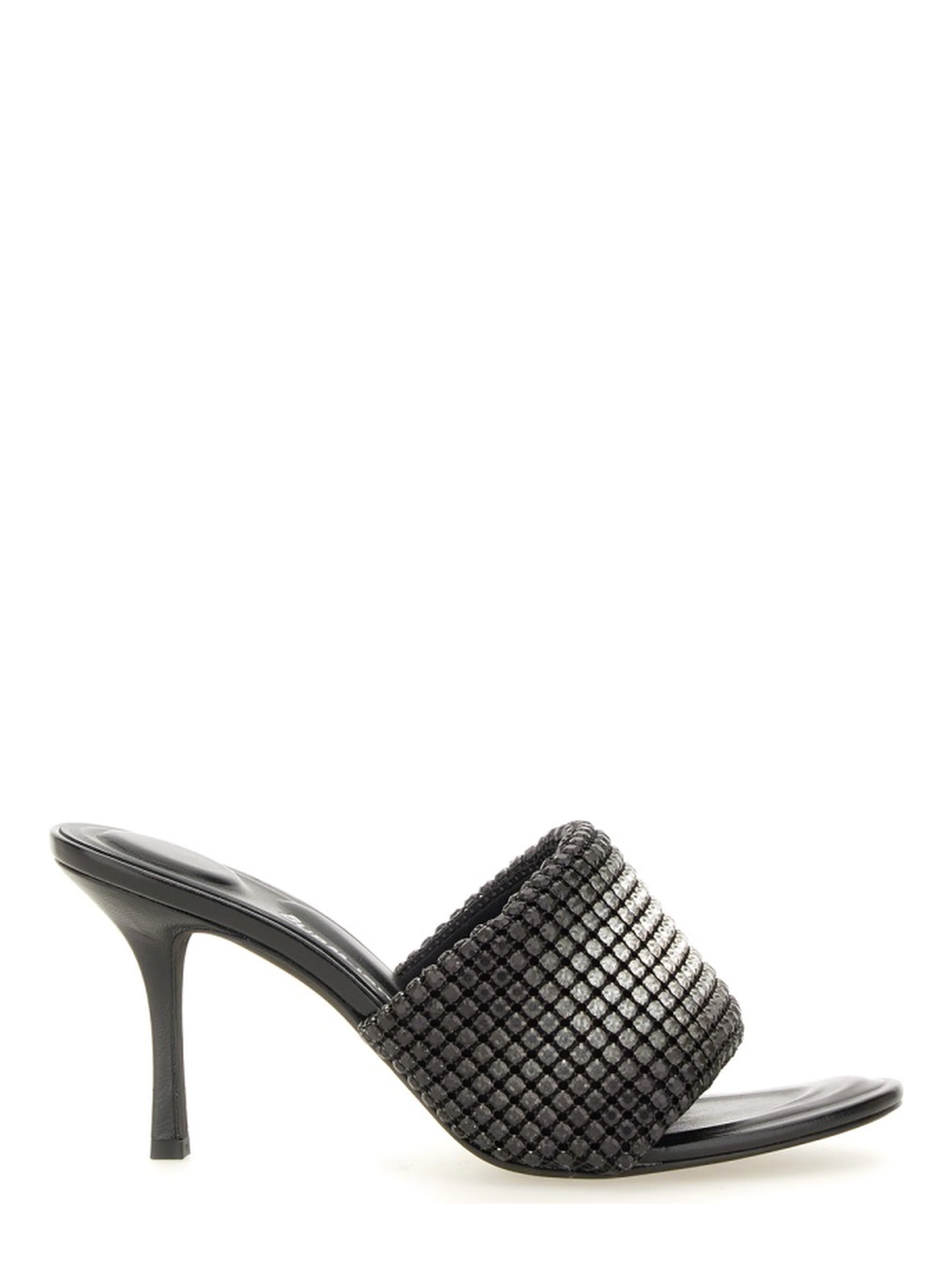 SABOT HEIRESS
