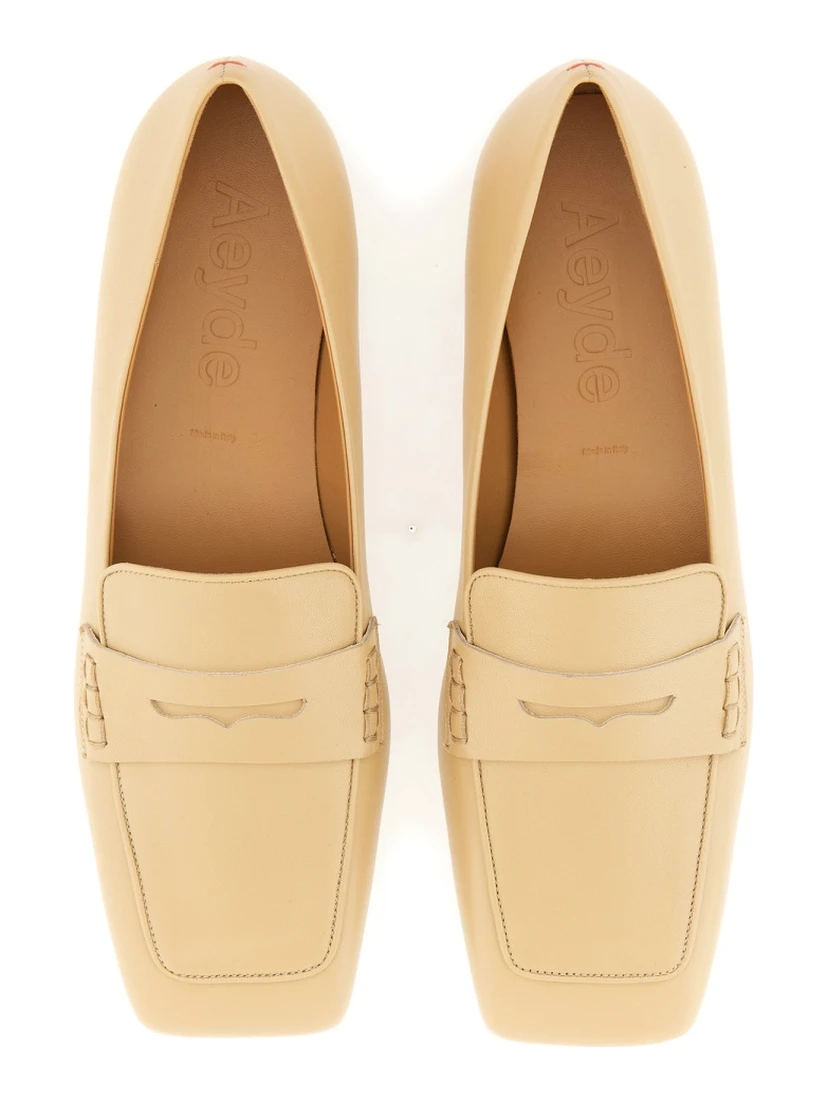 MOCCASIN "TOM"