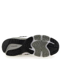 حذاء رياضي 990v6