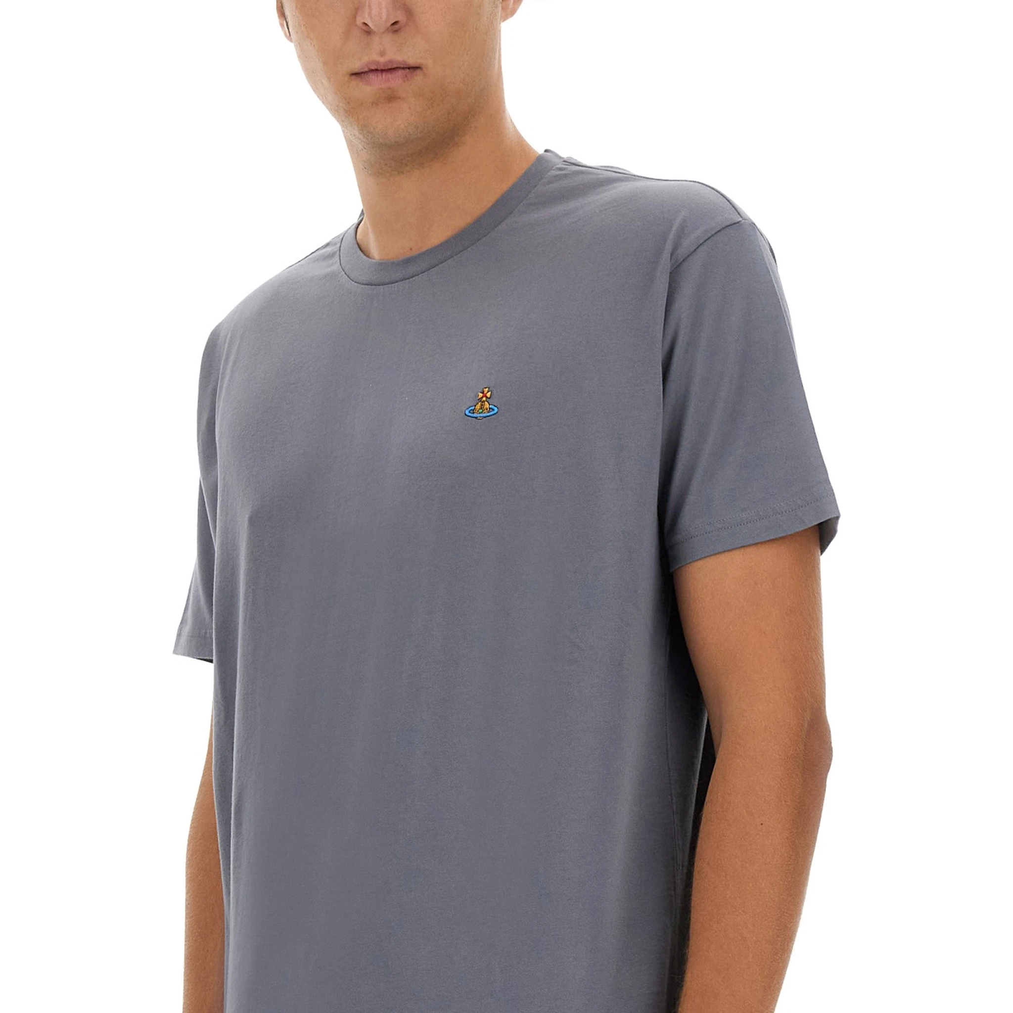 T-SHIRT WITH LOGO