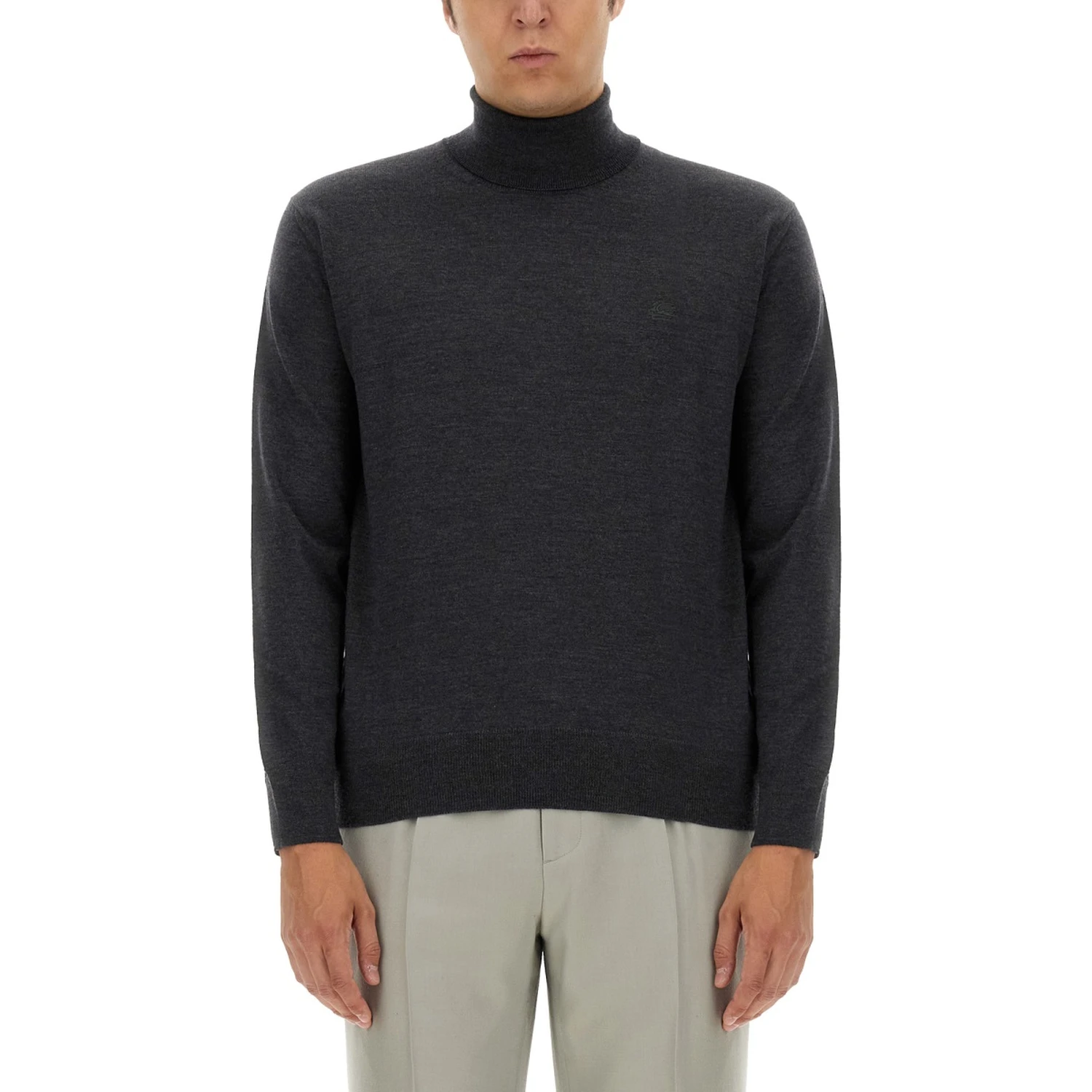 TURTLENECK WITH EMBROIDERY