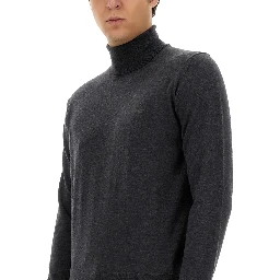 TURTLENECK WITH EMBROIDERY