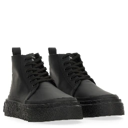 LEATHER LACE-UP SNEAKER