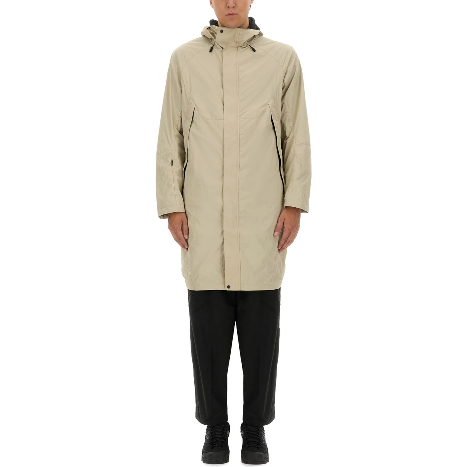 NYLON PARKA.