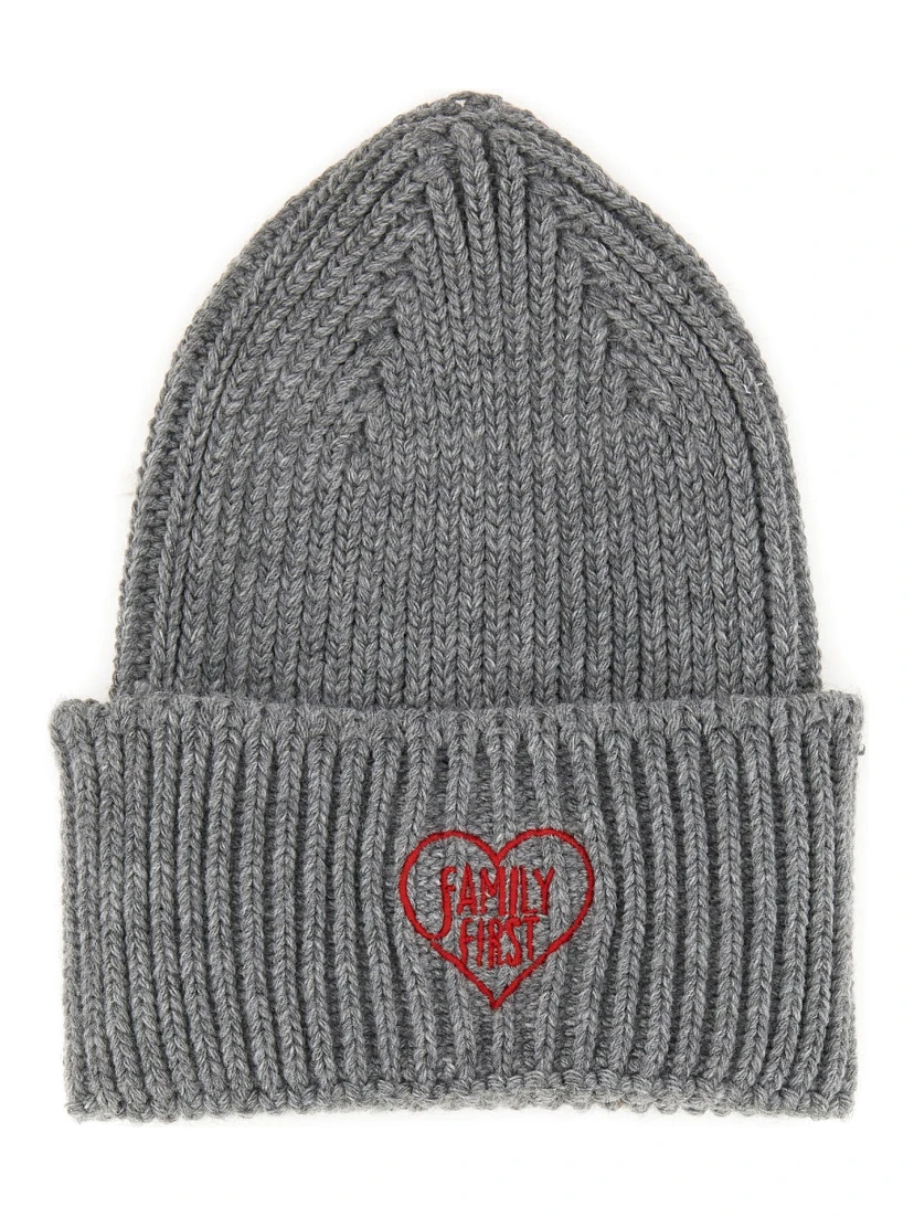 BEANIE HAT WITH LOGO