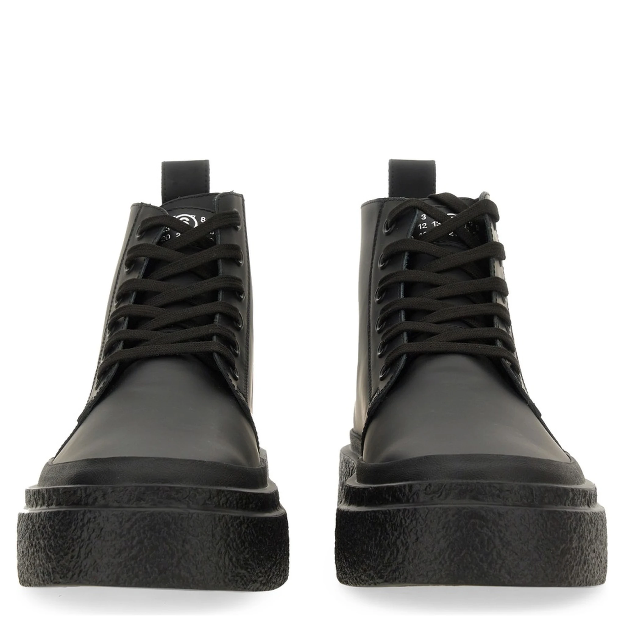 LEATHER LACE-UP SNEAKER