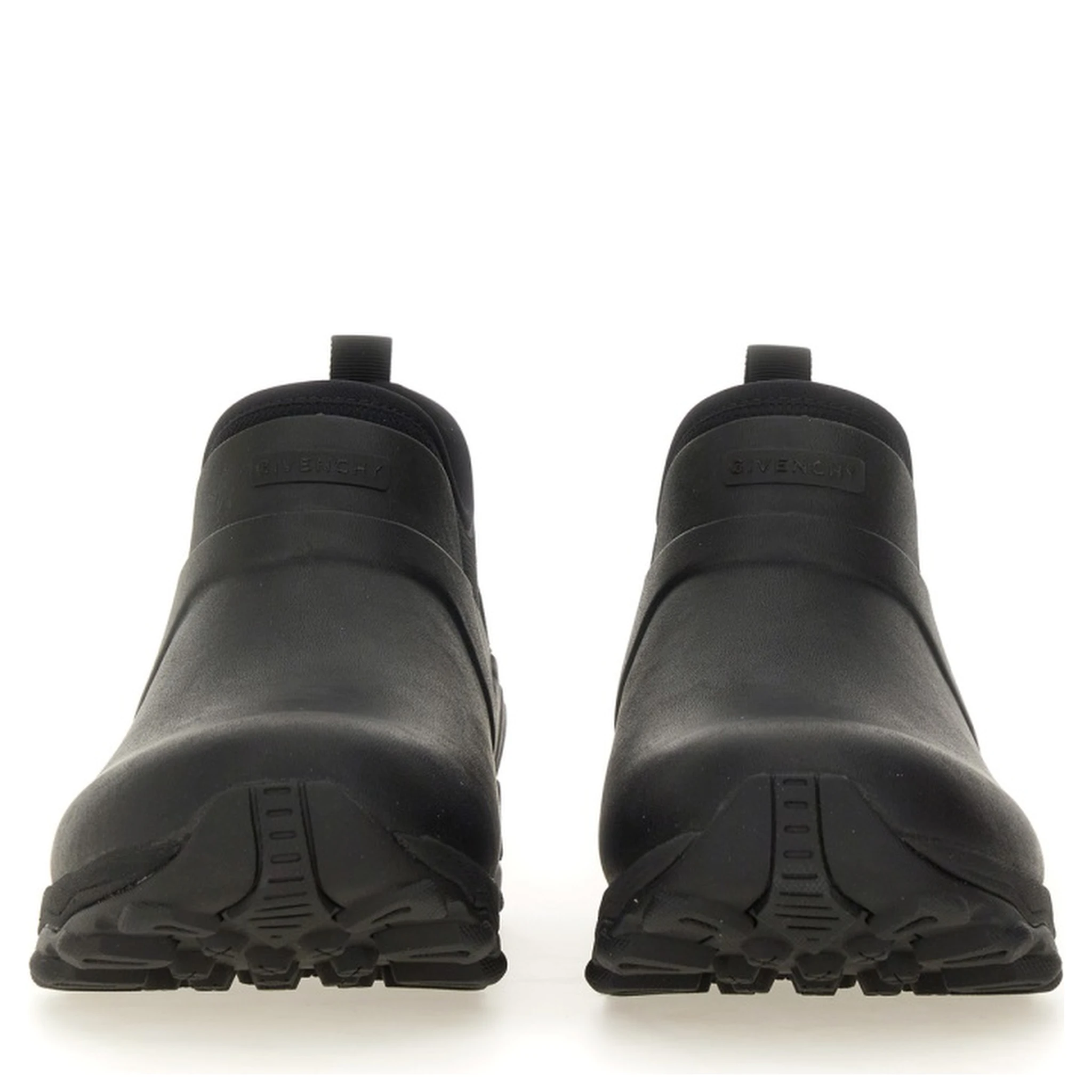 حذاء تشيلسي من بوغز