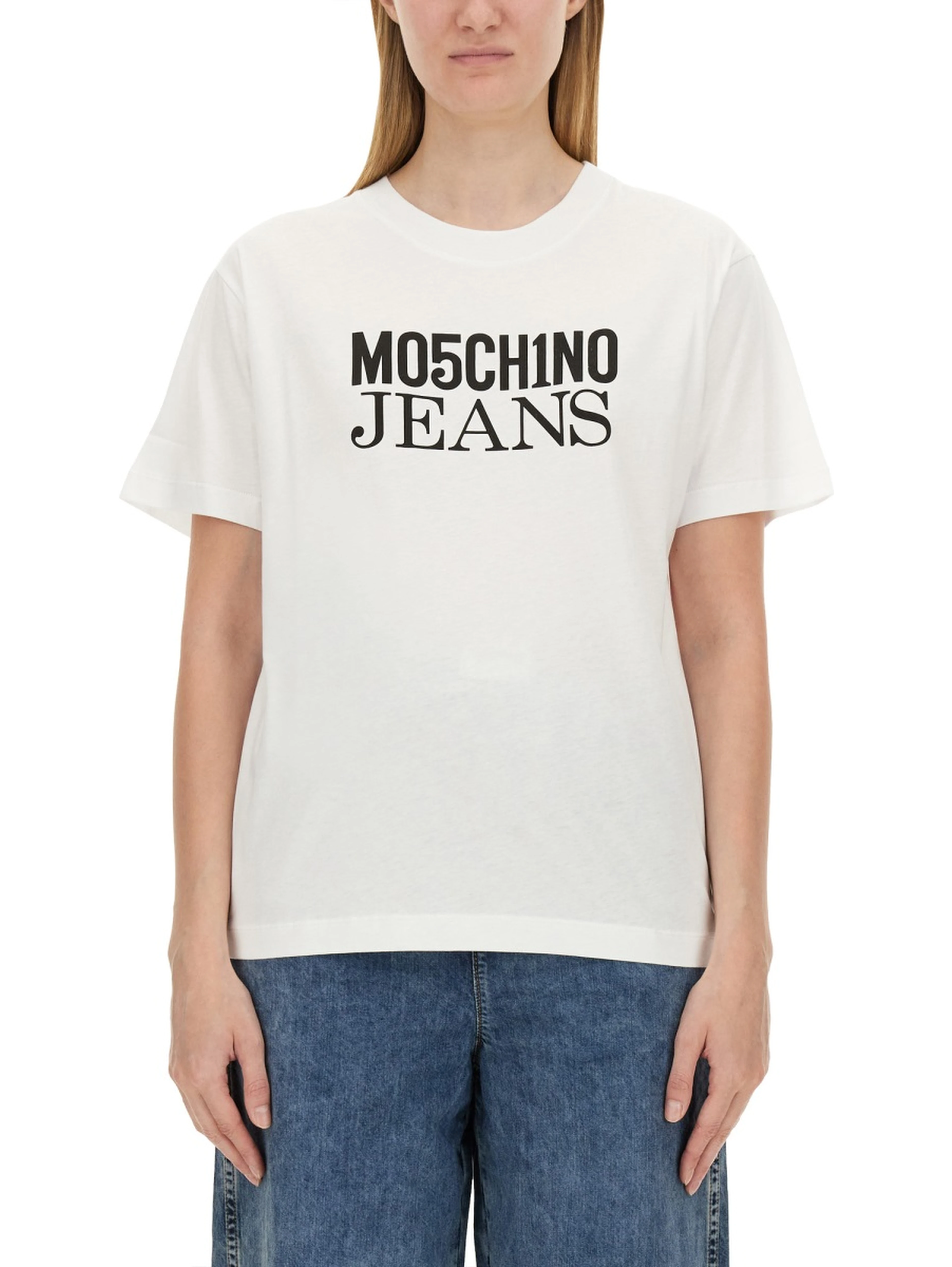 T-SHIRT WITH LOGO