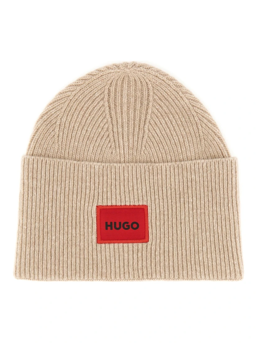 BEANIE HAT WITH LOGO