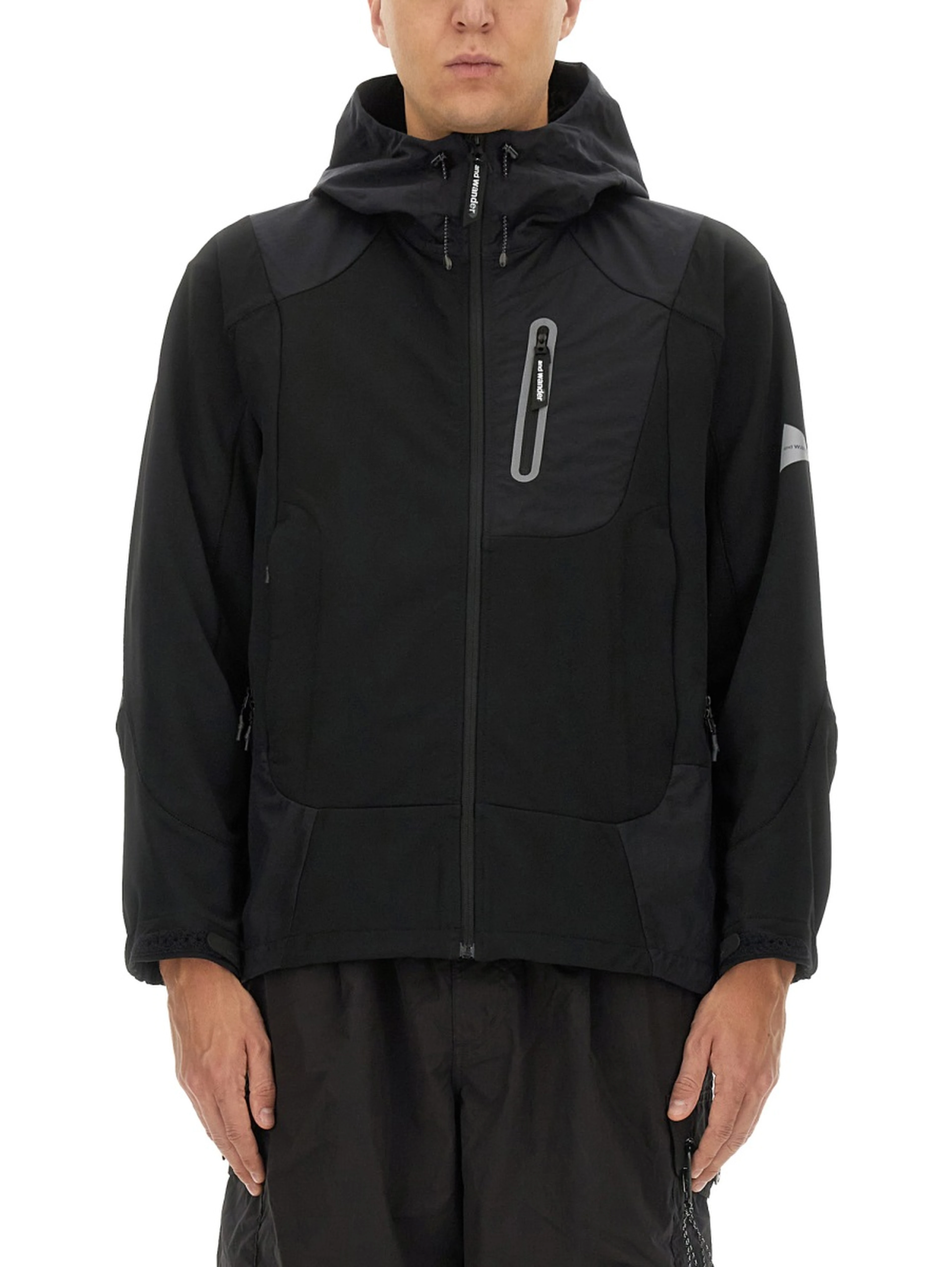 HOODED JACKET