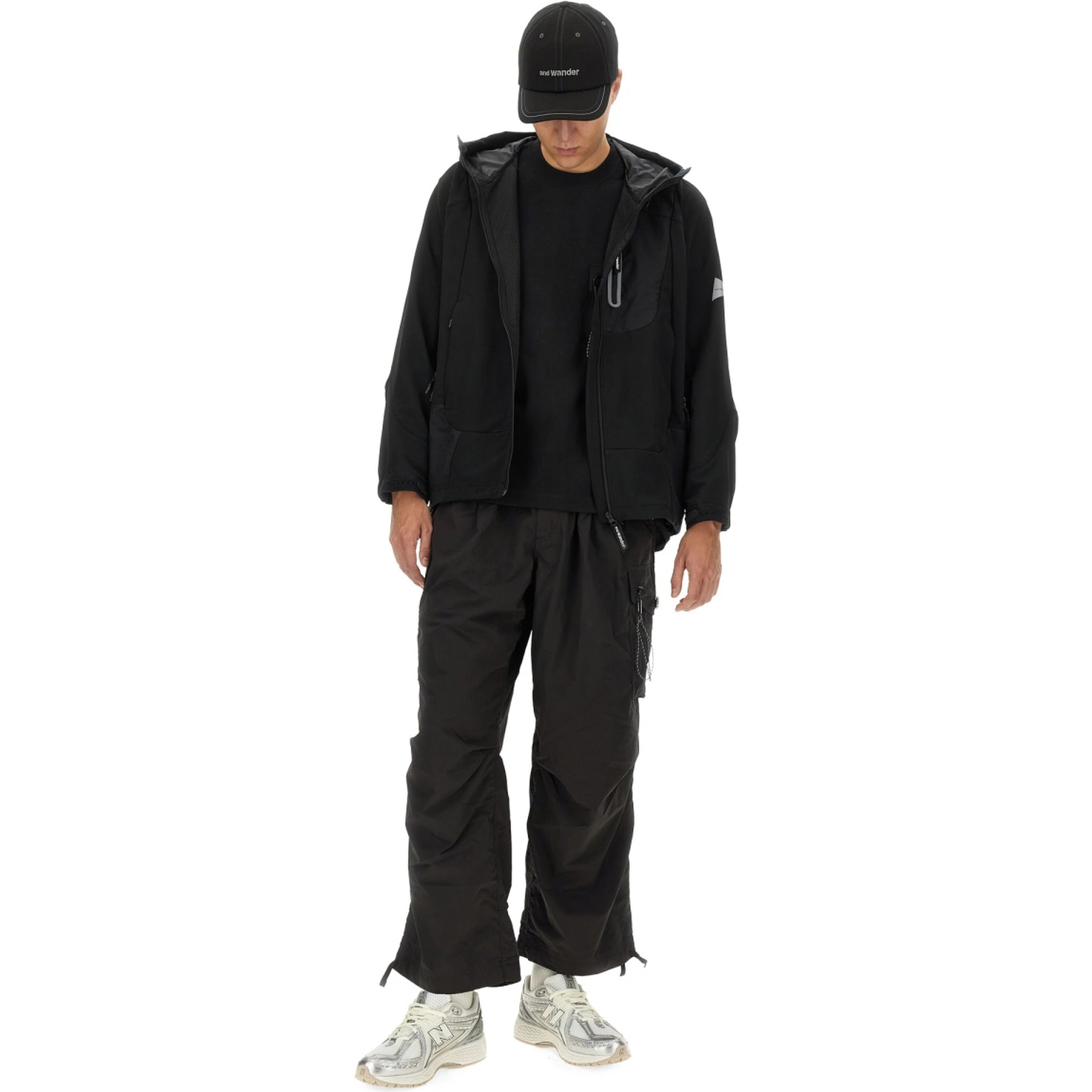 HOODED JACKET
