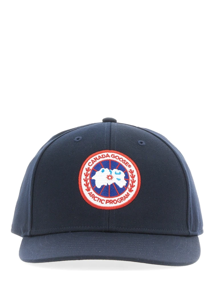 BASEBALL HAT WITH LOGO PATCH