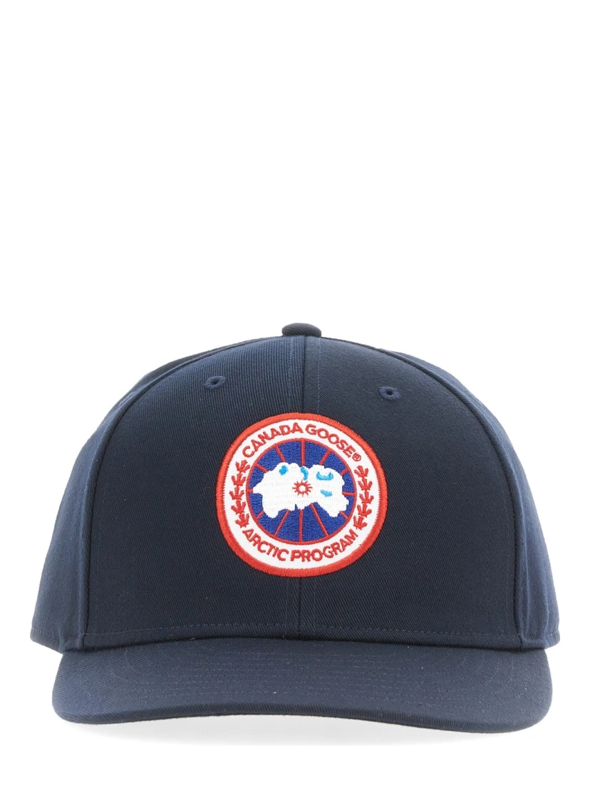 BASEBALL HAT WITH LOGO PATCH