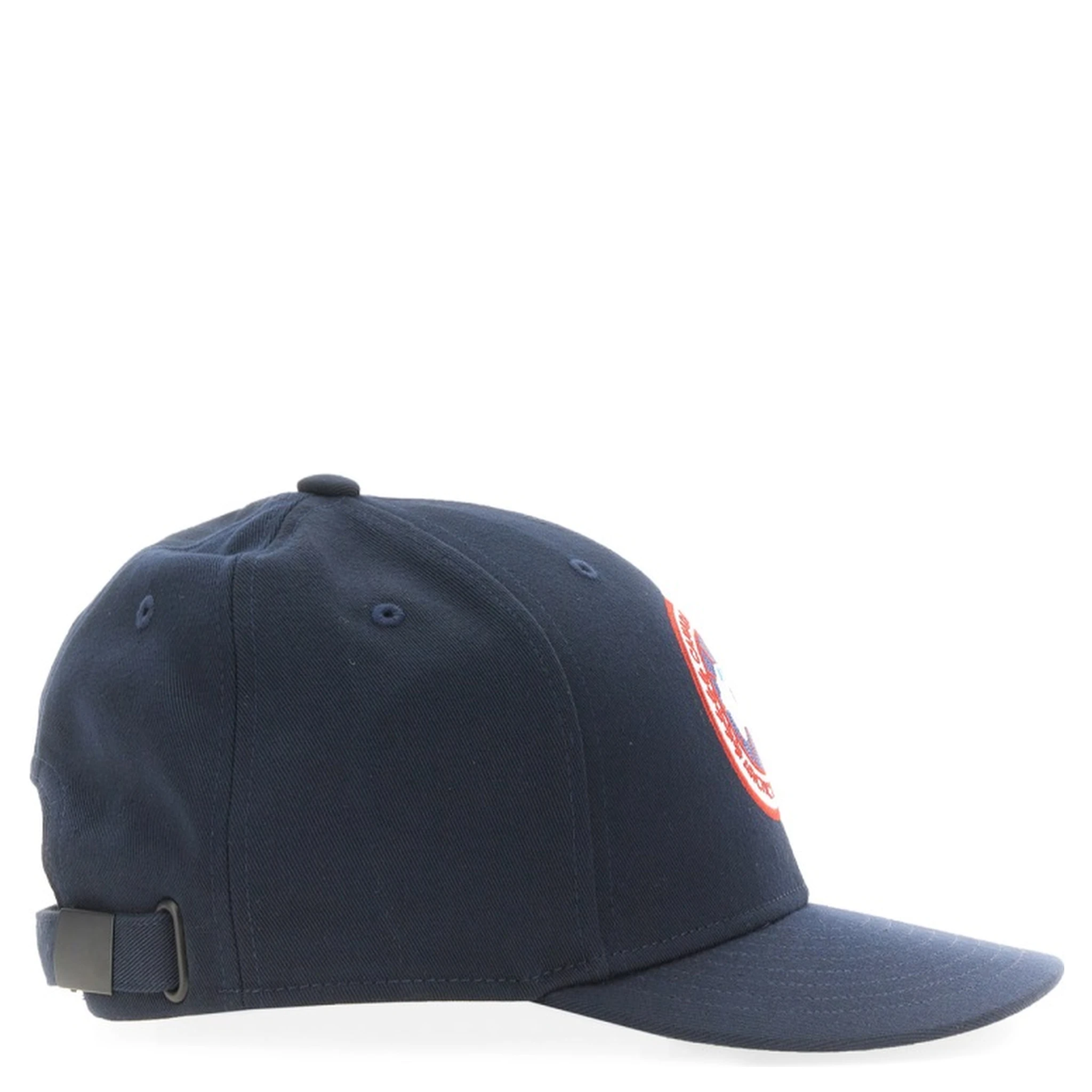 BASEBALL HAT WITH LOGO PATCH