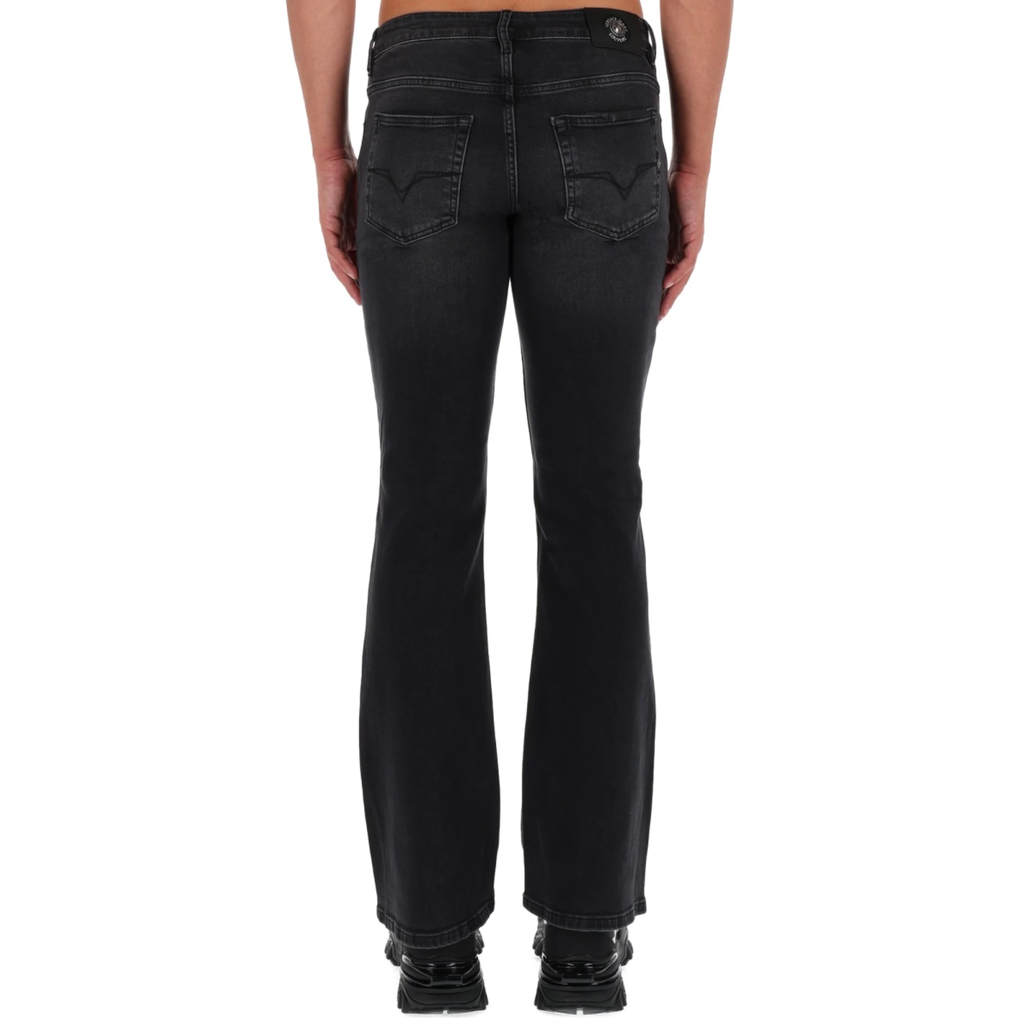 JEANS SLIM PIECE NUMBER