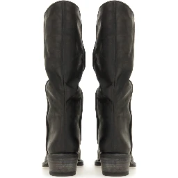 حذاء "كلايف"