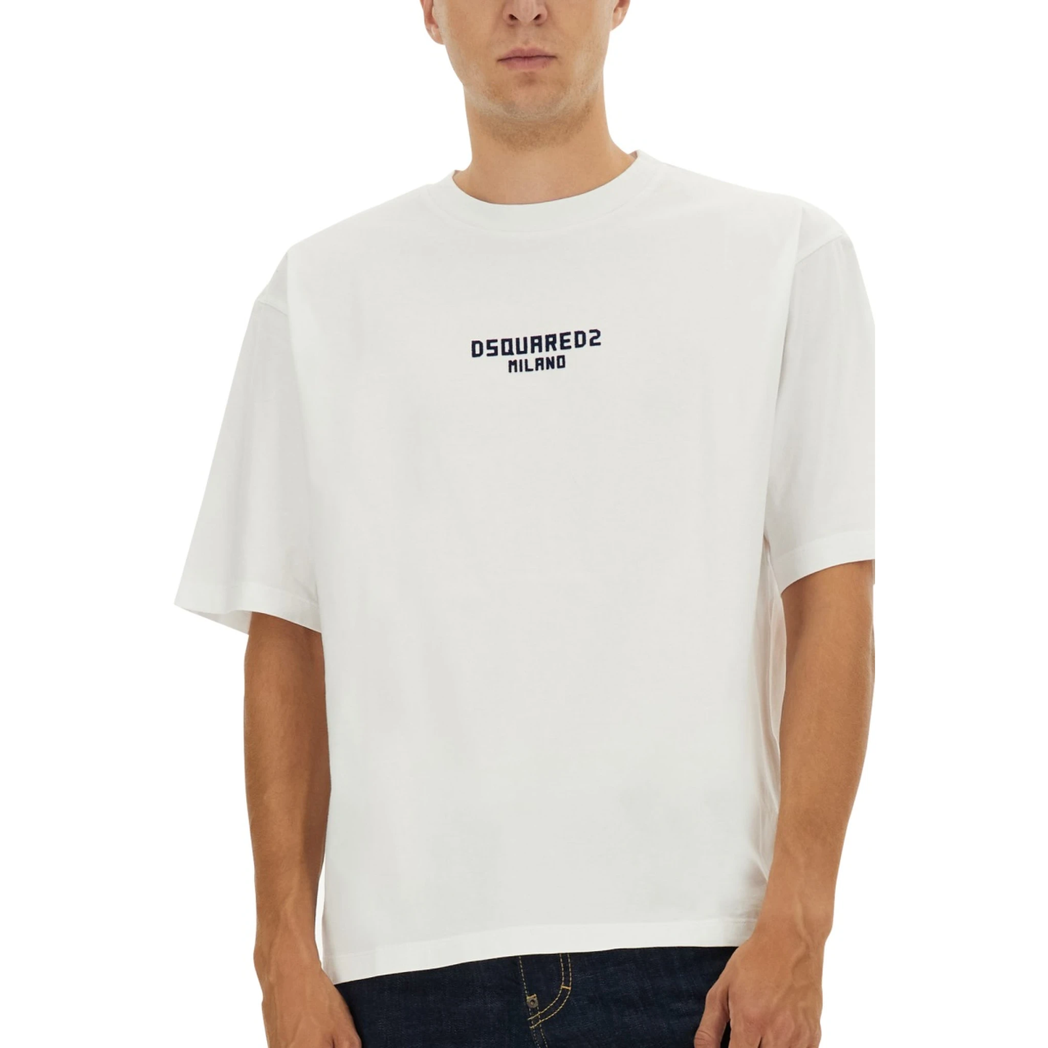 T-SHIRT WITH LOGO