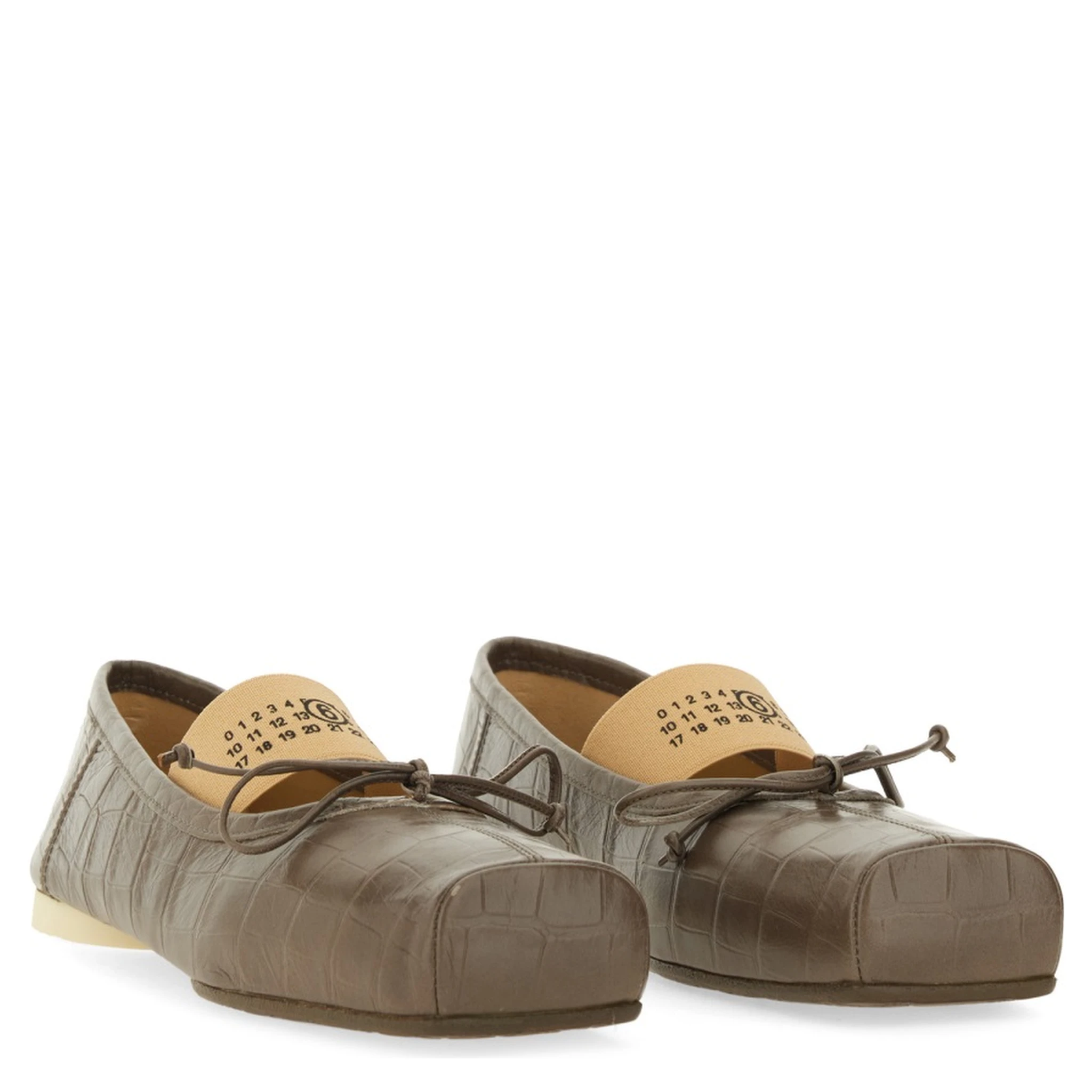 CROCODILE-EFFECT LEATHER BALLERINA