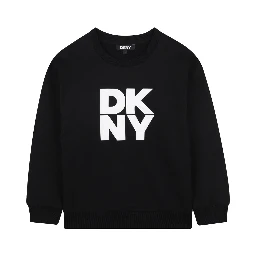 كنزة رياضية بشعار