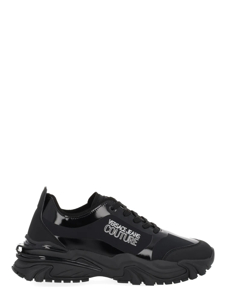 "NEW TRAIL" SNEAKER