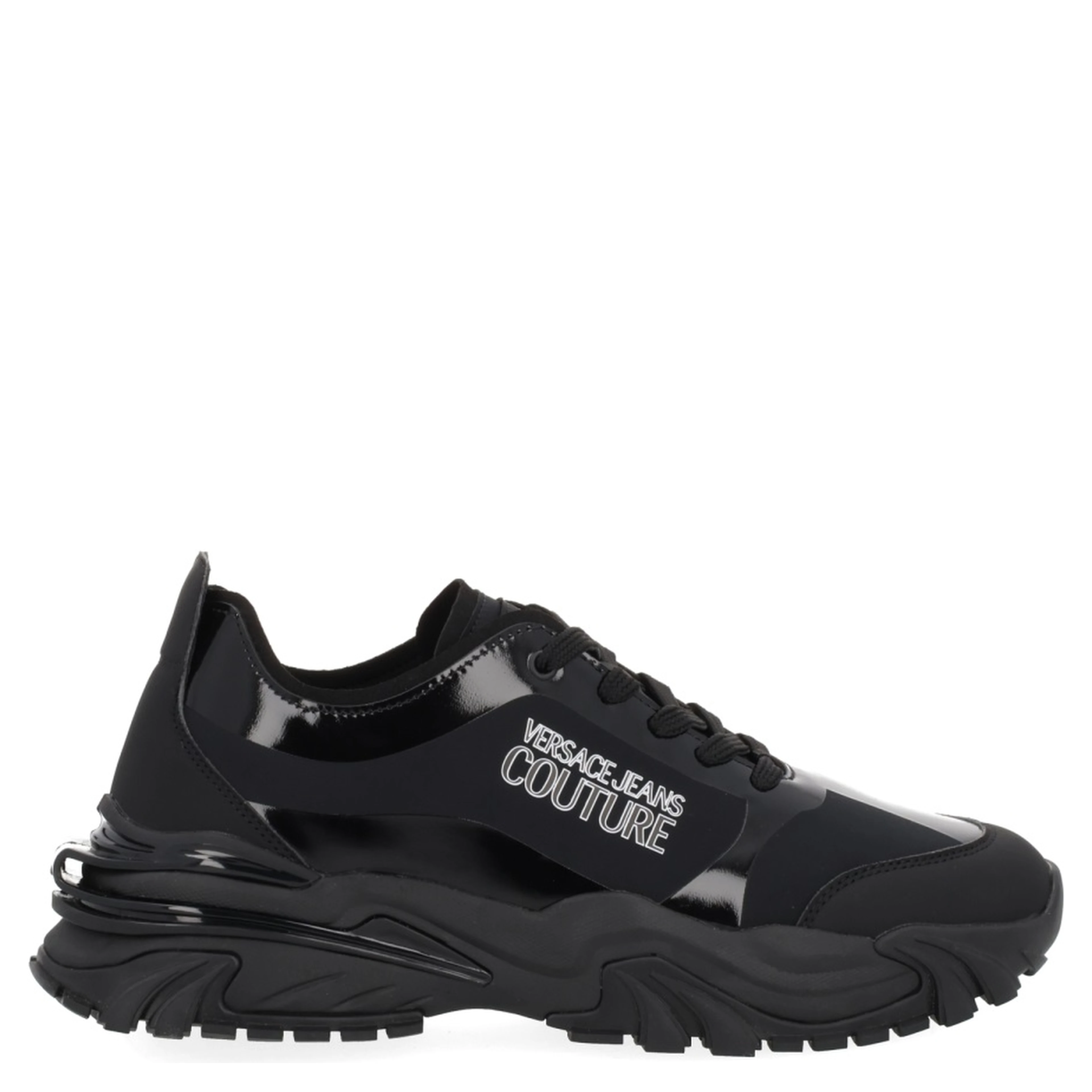 "NEW TRAIL" SNEAKER