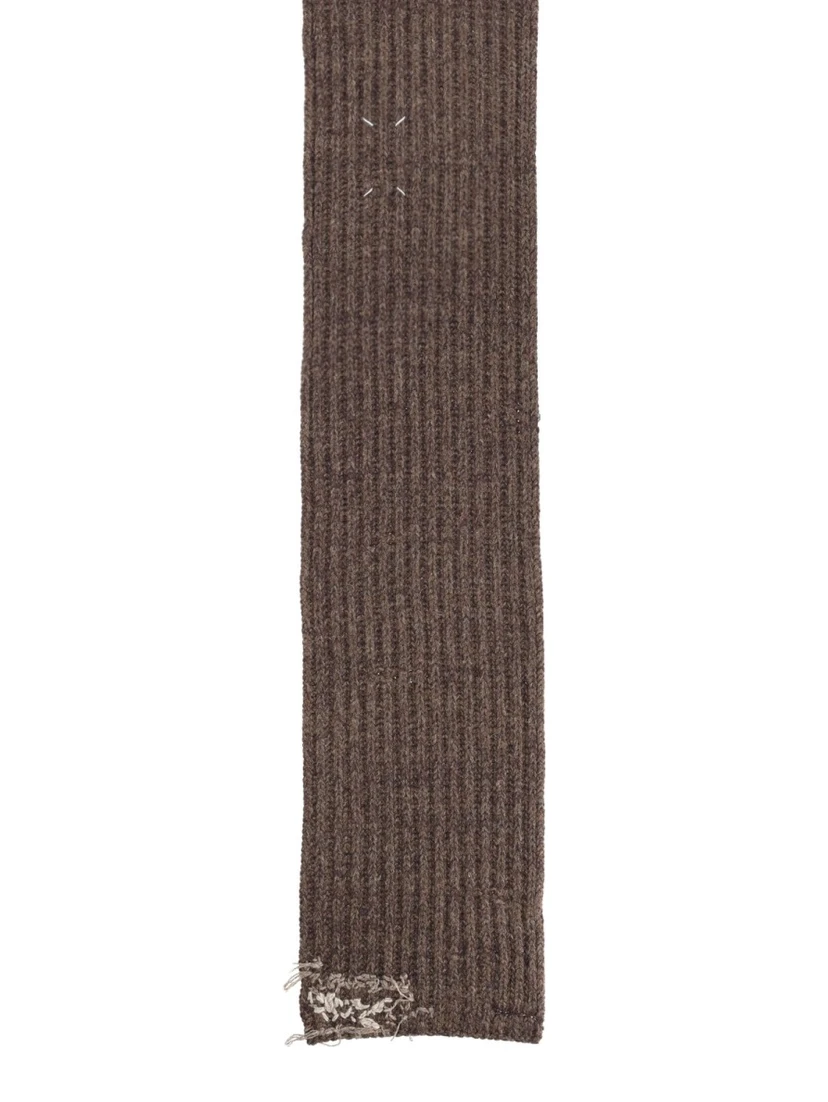 WOOL SCARF