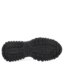 "NEW TRAIL" SNEAKER