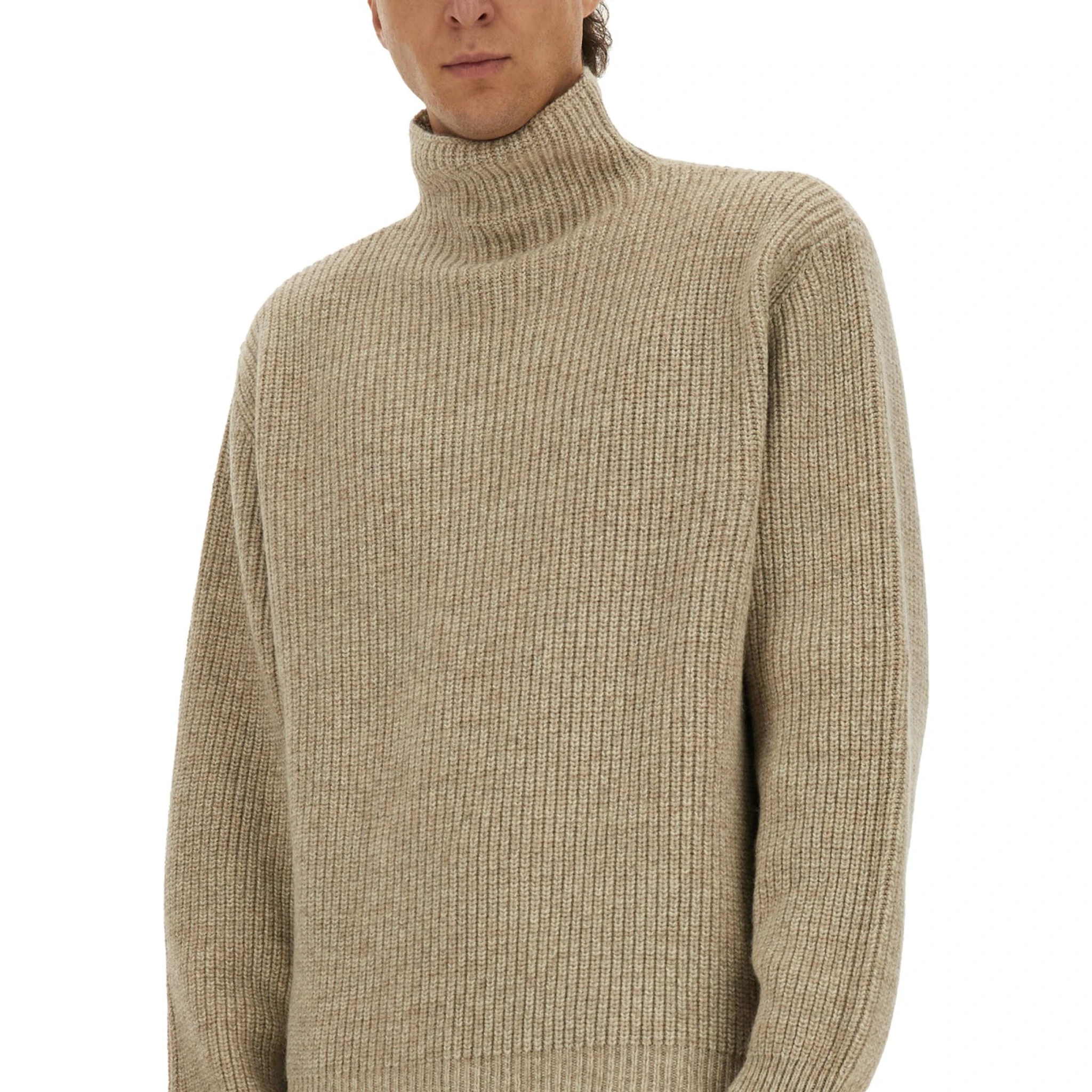 TURTLENECK SWEATER
