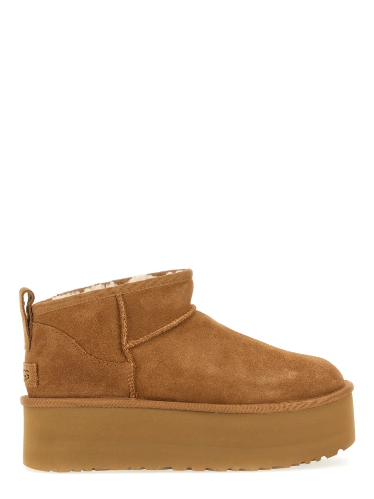 CLASSIC ULTRA MINI BOOT WITH PLATFORM alternative