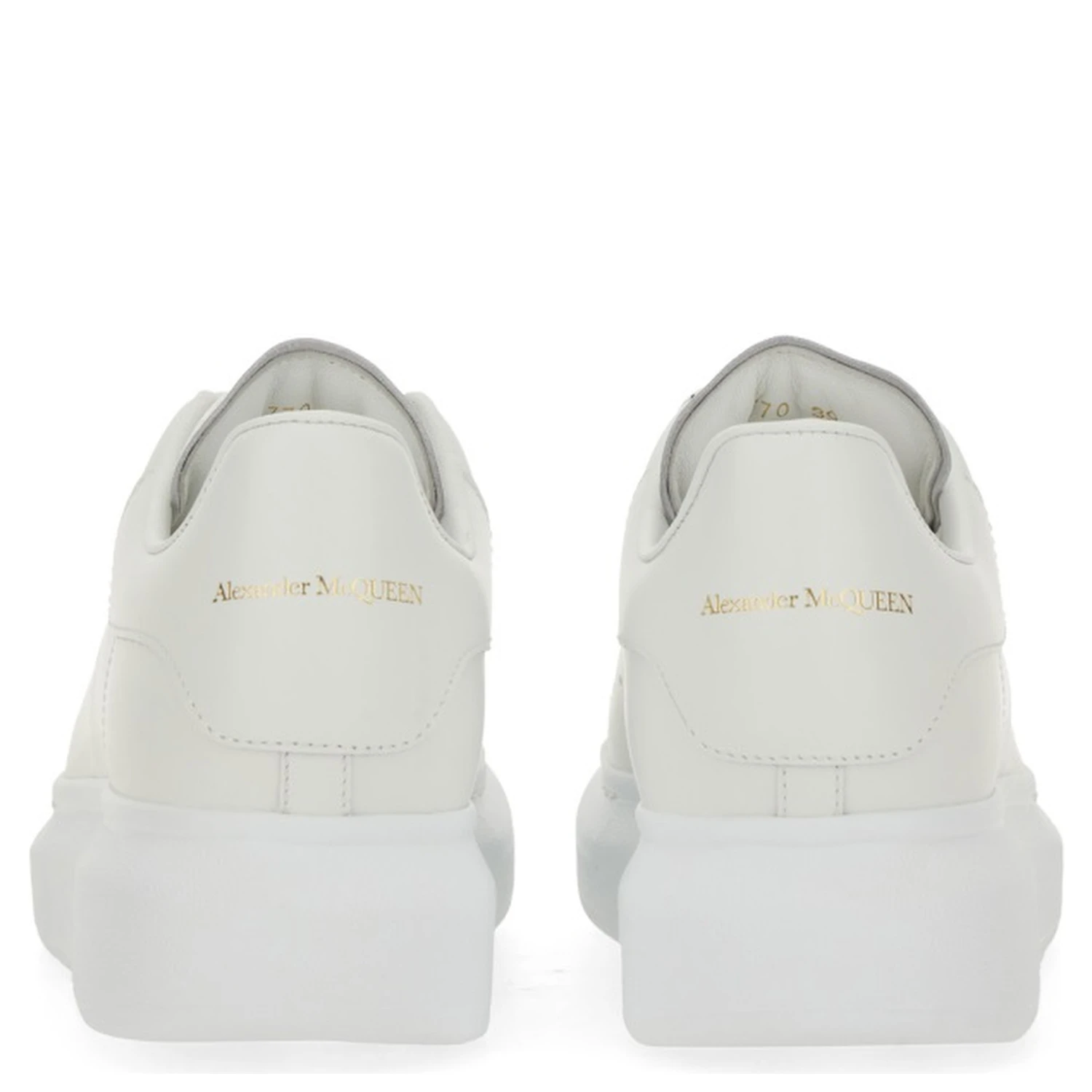 OVERSIZED SNEAKER