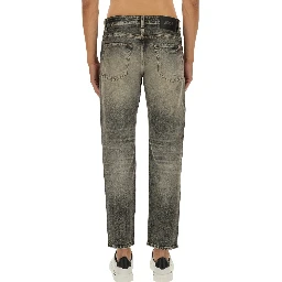 JEANS IN DENIM