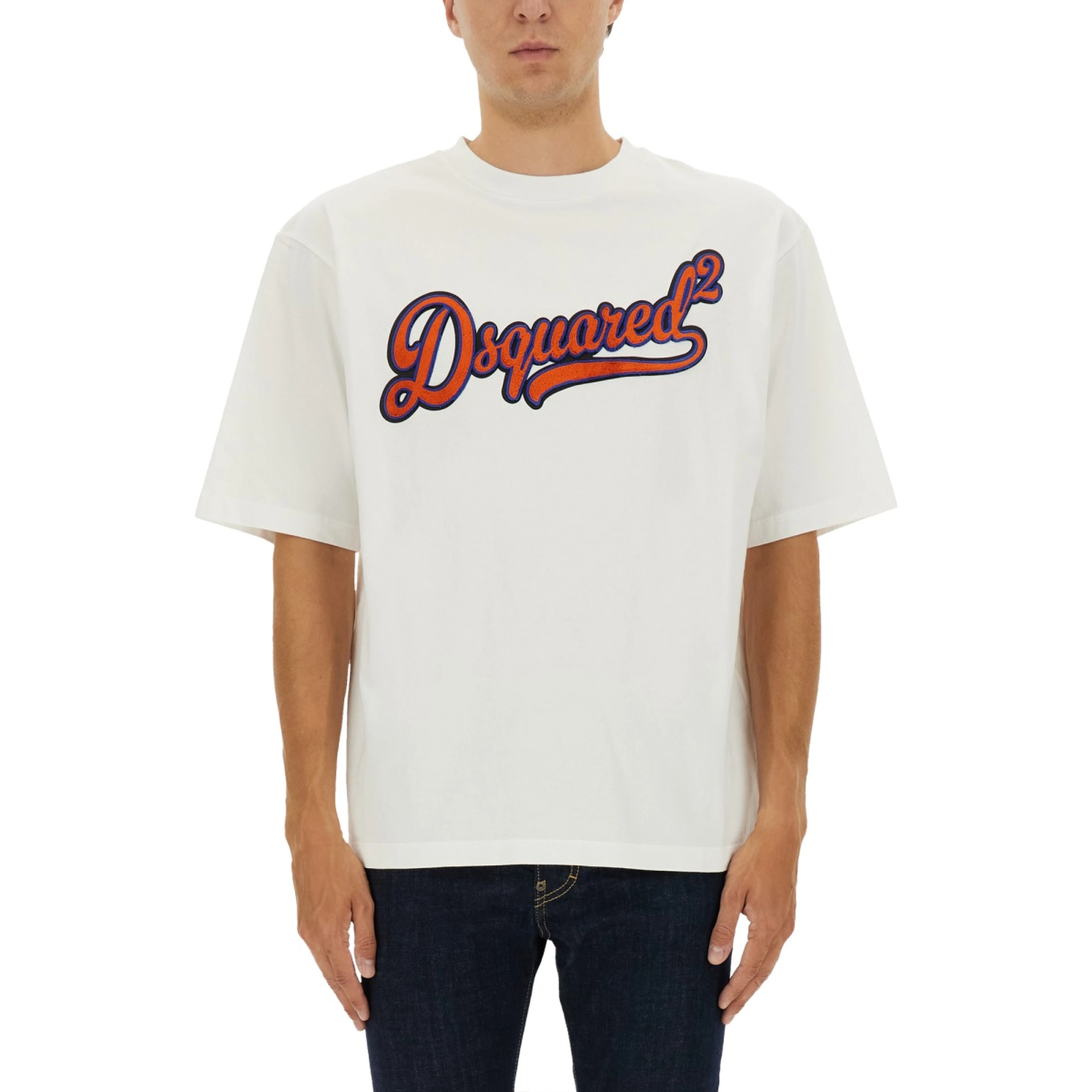 T-SHIRT WITH LOGO