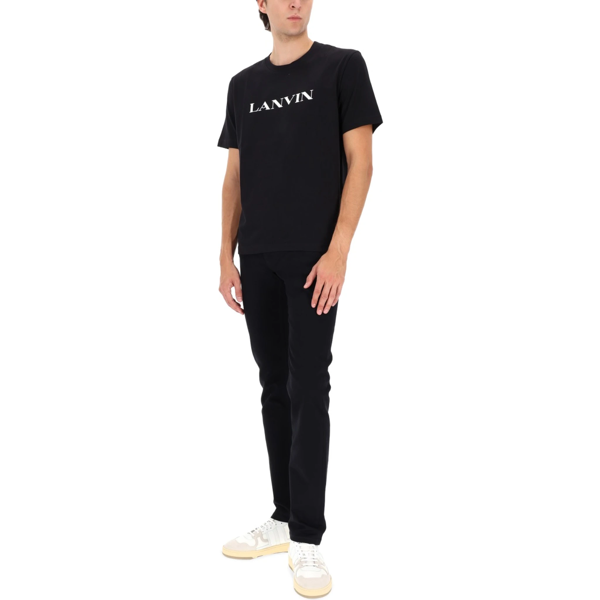 T-SHIRT WITH LOGO