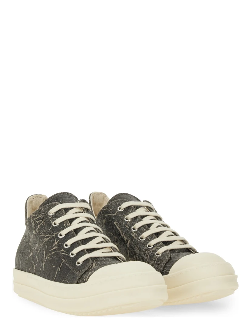 CANVAS SNEAKER